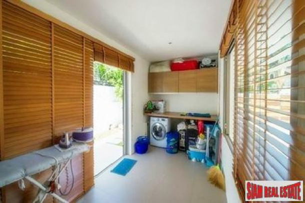 Elegant and Spacious Private Pool Four-Bedroom House for Sale near Mission Hills-7