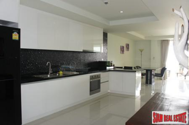 1 Bedroom Luxury High Rise with Fantastic Pools and Facilities for Rent-10