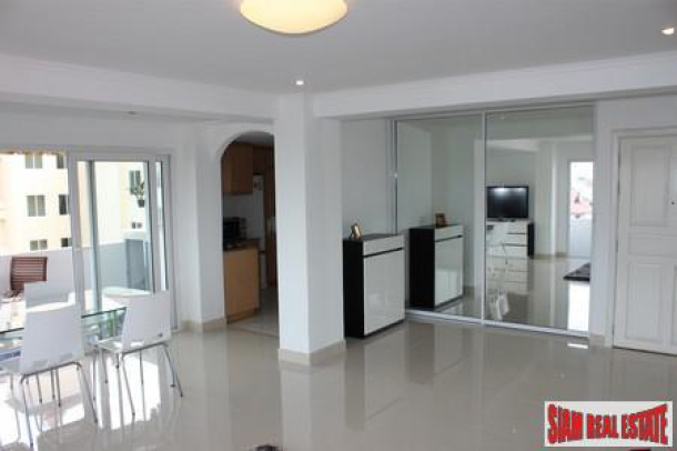 Big Discount Perfect Location- 1 Bedroom 84 Sq.M. For Sale in North Pattaya in Prime Location-3
