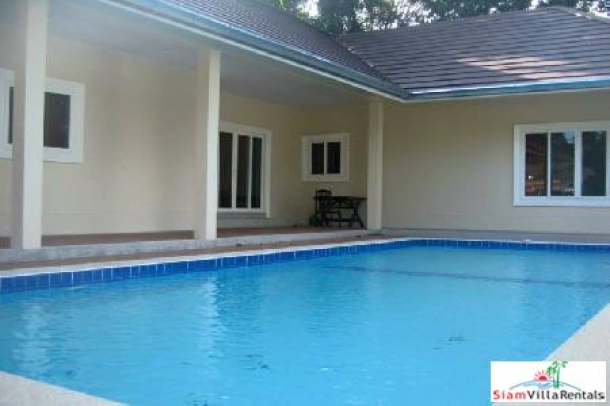 Reasonable Price 3 Bedroom Pool Villa For Long Term Rent in East Pattaya-6