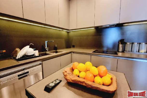 Sky Walk Condo | Large Two Bedroom on 42st Floor at Phra Khanong-15