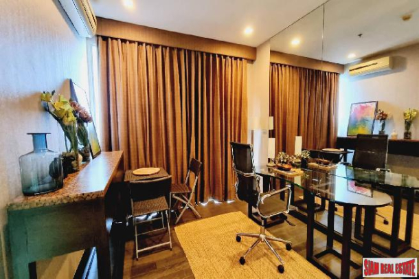 Sky Walk Condo | Large Two Bedroom on 42st Floor at Phra Khanong-16