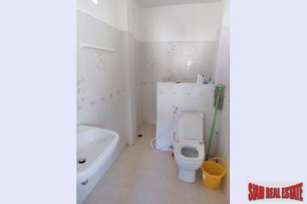 Three-Bedroom House for Sale in Thalang with Large Garden-8