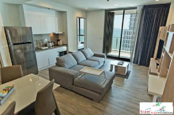 Luxurious 2 BR Beachfront Condominium On Wongamat Beach  For Rent Reasonable Price-1