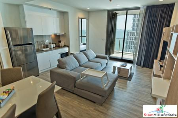 Luxurious 2 BR Beachfront Condominium On Wongamat Beach  For Rent Reasonable Price-3