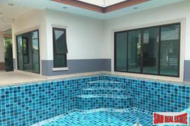 Super Cheap Pool Villa! For Sale in Pattaya Only 2.9 MB-1