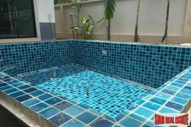 Super Cheap Pool Villa! For Sale in Pattaya Only 2.9 MB-4