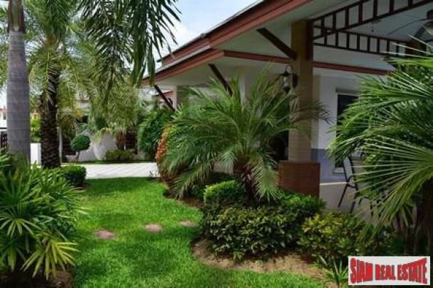 Hot Sale! Beautiful Corner Family House with Big Private Pool Villa-4