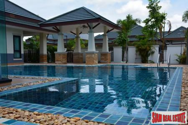 Quick Sale! Beautiful 3 beds Unfurnished Family House with Big Private Pool Villa-1