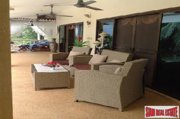 Luxury Three-Bedroom Private Pool and Exterior Jacuzzi Villa For Sale in Bophut-8