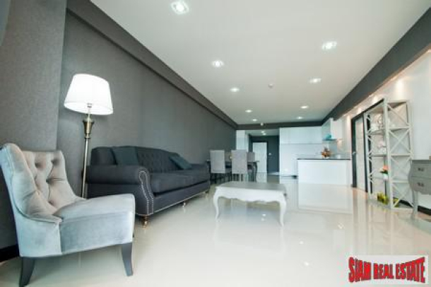 Marvelous 2 Bedrooms Condo located in the best part of Jomtien with great seaview-3
