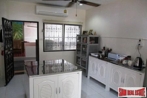 Four-Bedroom Private Pool House for Sale in Ao Nang-11