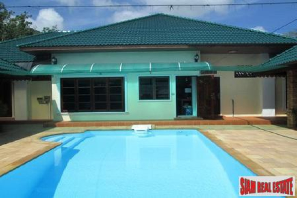 Traditional Thai Four-Bedroom Private Pool House for Sale in Ao Nang-1