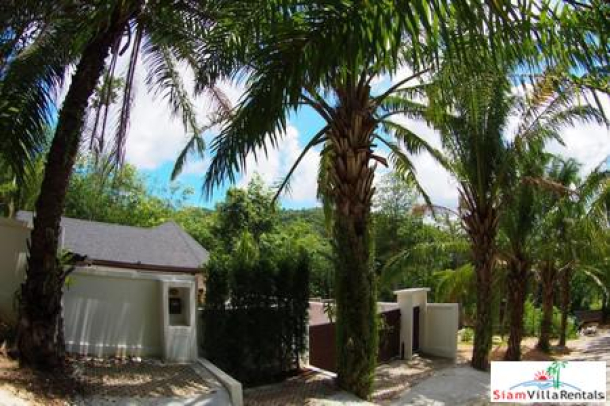 Modern and Elegant Three-Bedroom Private Pool House for Rent in Chalong-11