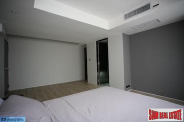 Newly renovated unique opportunity in Silom-5