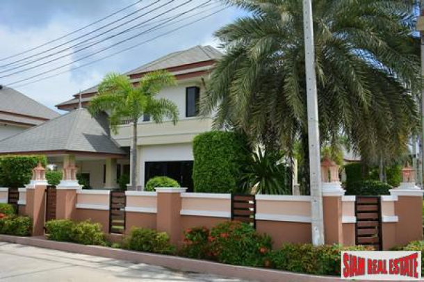 HOT SALE! Beautiful 4 beds Family House with Big Nice Garden-1