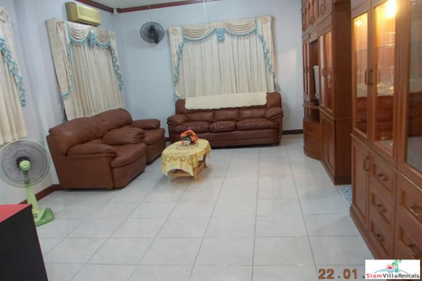 Spacious 2 Bedrooms House For Long Term Rent - East Pattaya-3