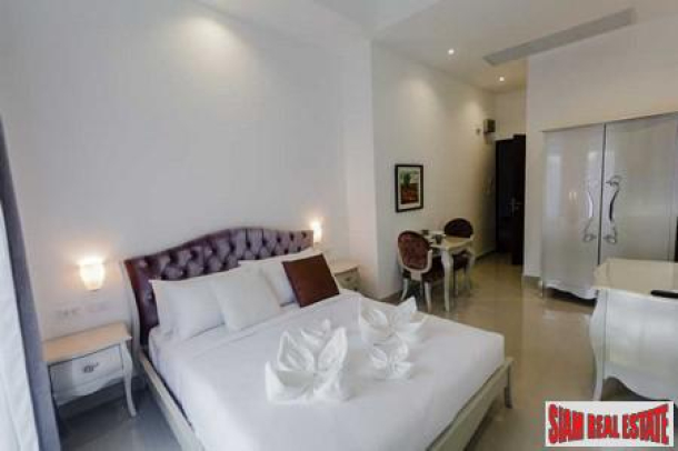 Luxury but Affordable Condominium located at Cosy Beach area on Pratumnak Hills-18