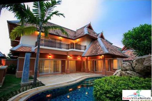 Exclusive High Quality Multi Bedrooms Detached House with Private Pool-1