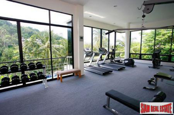 Karon Hill | Walk to the Beach from this Luxurious One Bedroom Sea View Condo for Sale-10