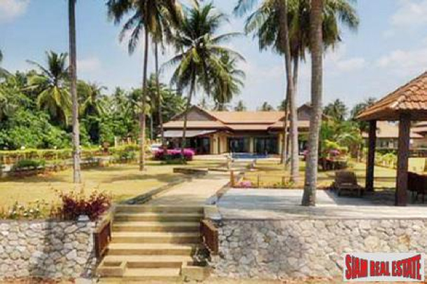 Luxurious Beachfront Pool Villa For Sale at Hap Yao, Krabi-13