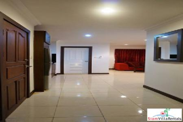 Beautiful New Renovated 92SQ.M. 2 Bedroom Condo in Central Pattaya for Long Term Rent-14