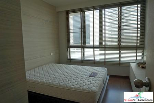 Issara @ 42 | Penthouse Two Bedroom Corner Unit for Rent Right behind Ekkamai BTS-10