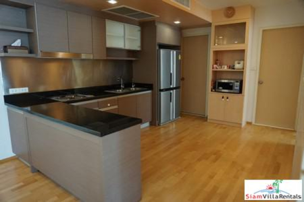 Issara @ 42 | Modern Three Bedroom with Large Kitchen for Rent Directly behind Ekkamai BTS-1