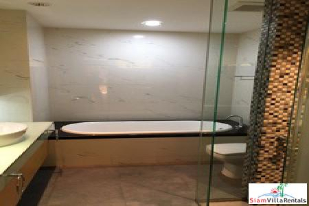 Top quality full renovations. High end comfortable furniture. 2 Bed. Sathorn.-14