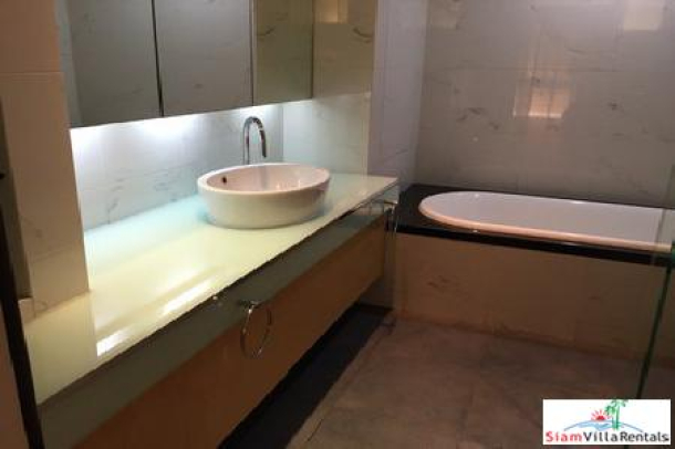 Noble Remix | One Bedroom Condo Directly on BTS Thonglor - Excellent Price for the Building-15