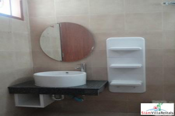 Freshly renovated, very large 3 bedroom family condo. Phrom Pong BTS.-10