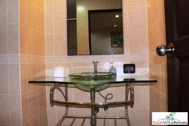 1 Bedroom Resort Condominium with Super Large Pool For Long Term Rent in Jomtien-17