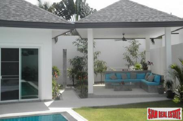 Modern Four-Bedroom Pool Villa in Rawai-3