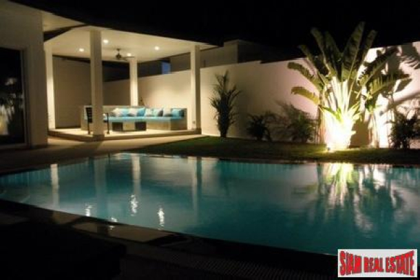 Modern Four-Bedroom Pool Villa in Rawai-8