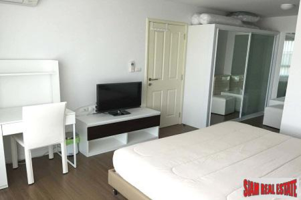 Popular Two Bedroom Condominium for Sale in Hua Hin-5