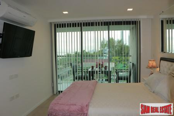 Hot Sale! 1 Bed Beachfront Condo For Sale in Na Jomtien ( 800,000 Baht Lower Than Developer Price )-8
