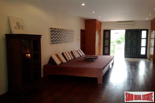 Studio Apartment Conveniently Located in Hua Hin City Center-6