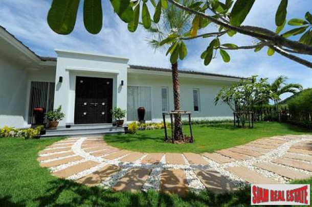Hua Hin Lovely 3 bedroom villa with private pool only 6 km from downtown-17