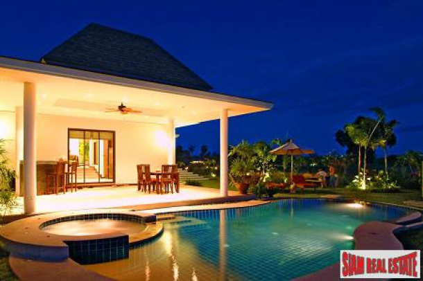 Hua Hin Superb Residence Pool Villas in a Tropical Setting.-4