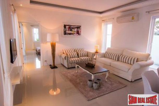 Hua Hin Center - High Quality Villas with European Standards very close to town.-6