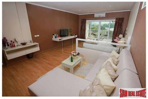 Apartment Living In the Heart of Hua Hin-5