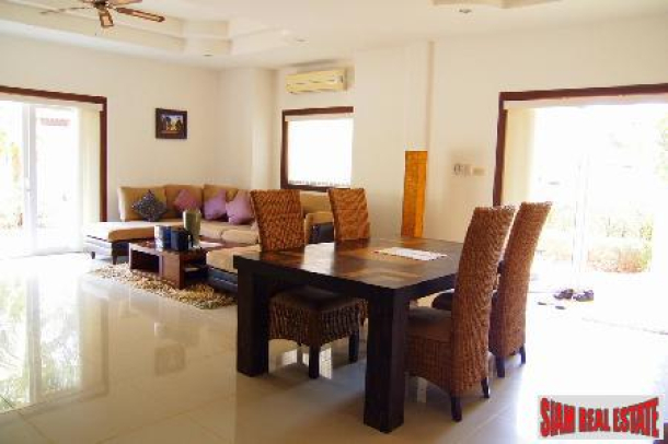 Fantastic Pool Villa with 3 Bedrooms and Ready to Move-in Today-Hua Hin-16