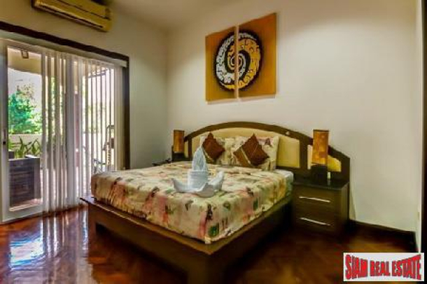 Beautiful and Spacious Villa For Sale Near the Center of Hua Hin-6