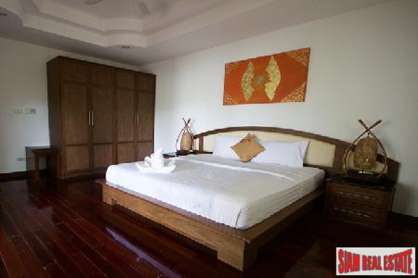 Fantastic Pool Villa with 3 Bedrooms and Ready to Move-in Today-Hua Hin-9