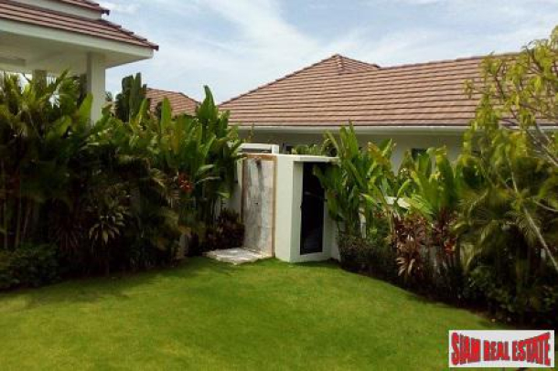 Fantastic Pool Villa with 3 Bedrooms and Ready to Move-in Today-Hua Hin-2