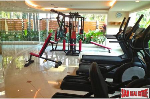 1BR Luxury Resort Condominium in The Center of Pattaya for Long Term Rent-2