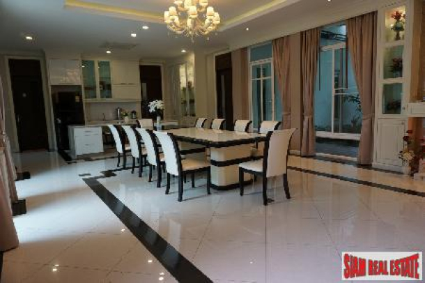 Executive Family Home. Pattanakarn. 5 bedrooms over 720 Sqm. 180 Sqm rooftop deck.-2