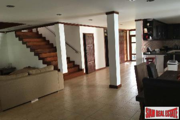 3 Bed House with Pool in Gated Beach Front Community-12