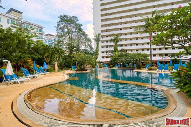 Phuket Palace Resort Condo | Spacious  50sqm Studio Condo for Sale in Patong-11