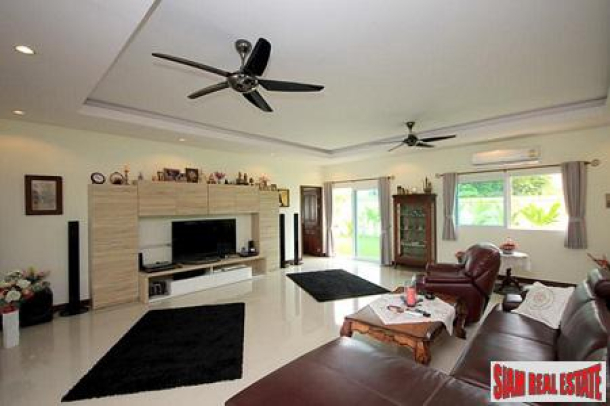 Beautiful House with Pool for sale in West Hua Hin-3